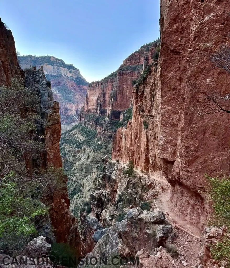 a-stretch-of-the-grand-canyon-rim-trail-are-5-kilometer-long